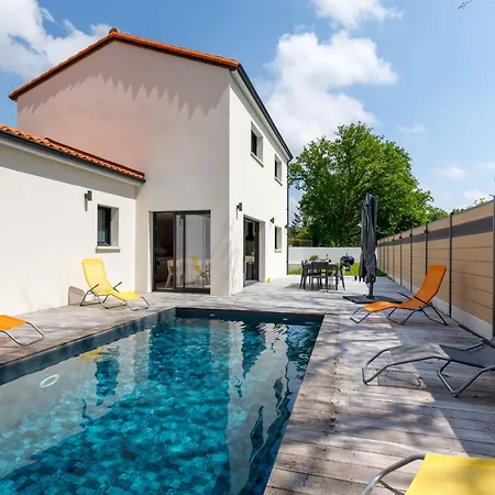 Le Pre Tarin By Interhome La Bernerie-en-Retz